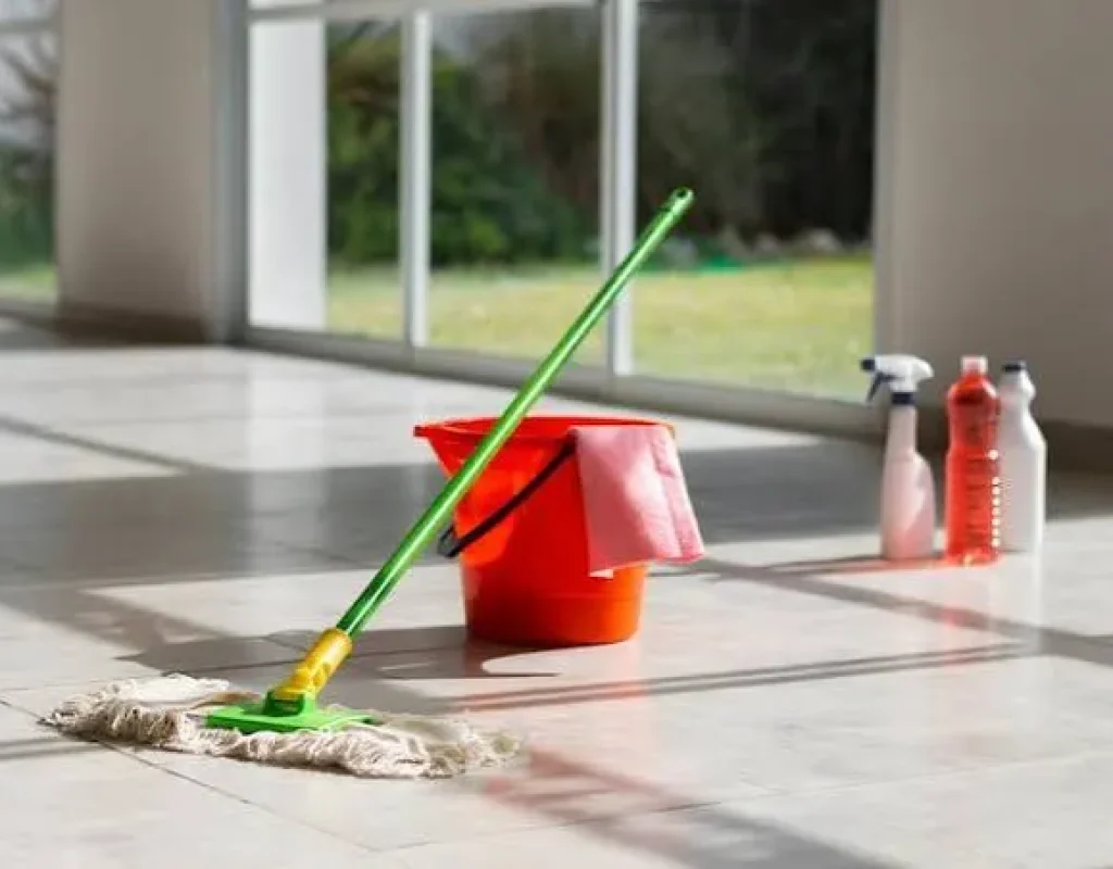 Nebraska Elite Cleaning team providing move-out cleaning at a La Vista residence. Move out cleaning near me