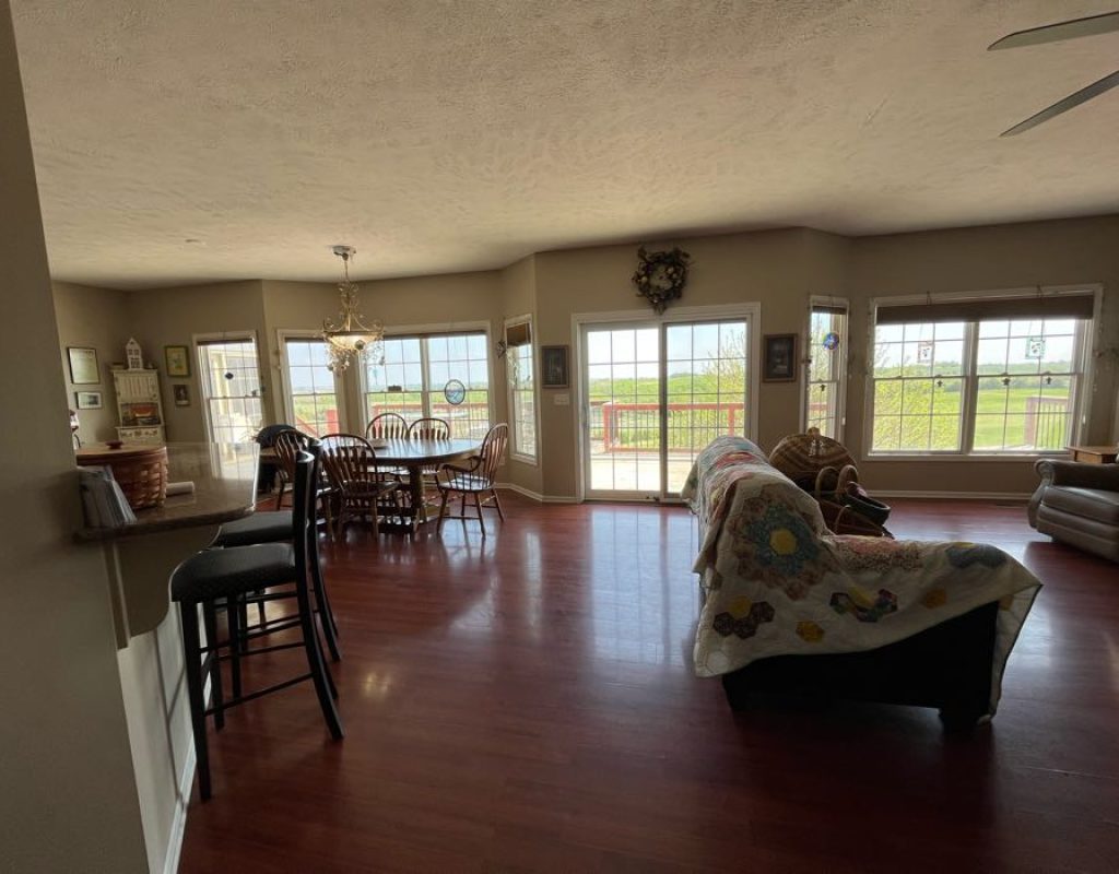 _uploads_nebraskaelitecleaning_2023_5_20_1684618735107355545EF0484089C0D7EFAE3F1E44 professional house cleaners Springfield NE